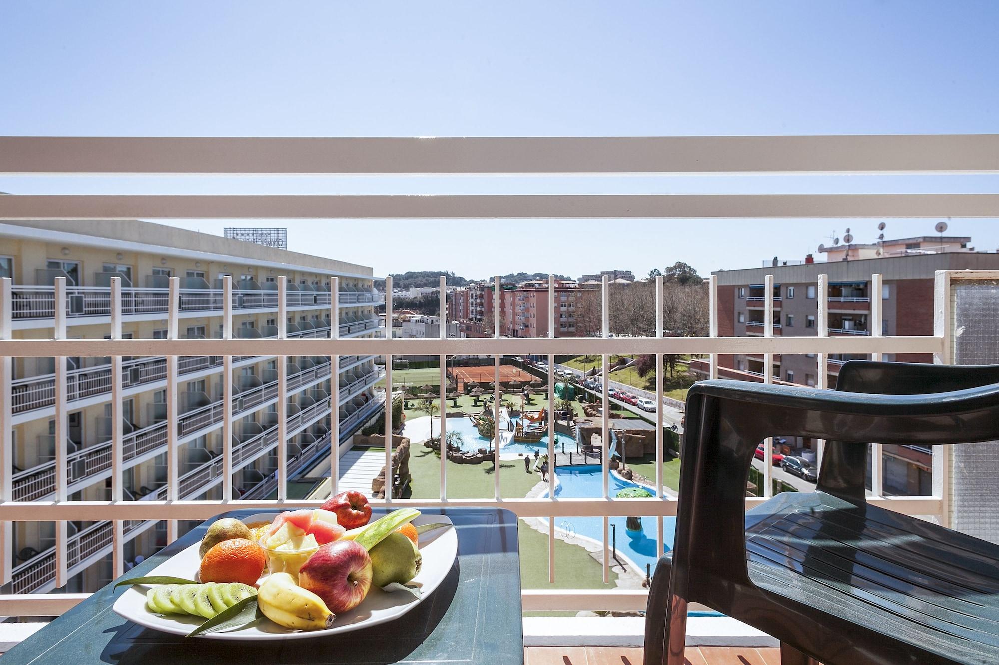 Evenia Olympic Resort Лорет де Мар Екстериор снимка
