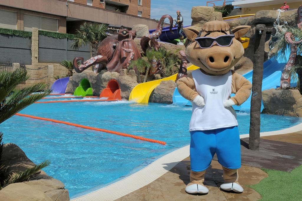 Evenia Olympic Resort Лорет де Мар Екстериор снимка